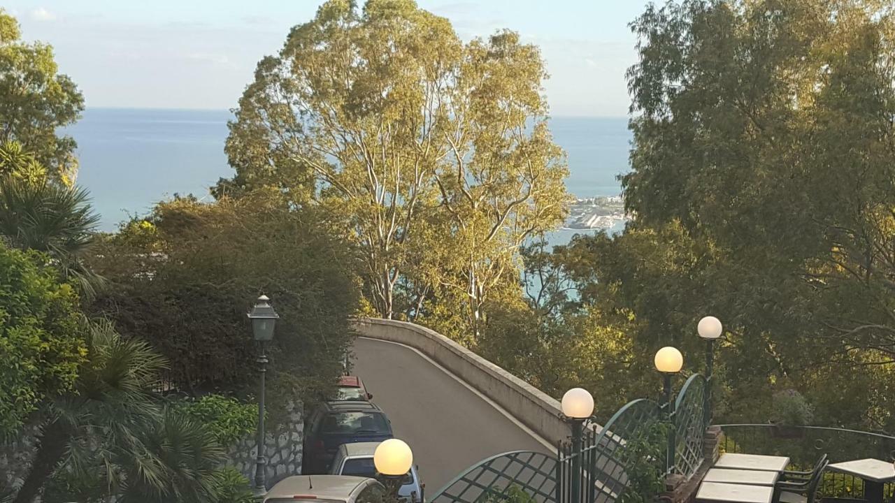 Casa Costa Lägenhet Taormina Exteriör bild